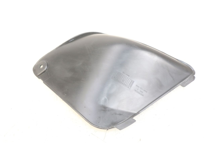 photo de RECHTS INSPECTIEDOP HONDA VISION NSC R 50 (2013 - 2015) - Detail van het onderdeel