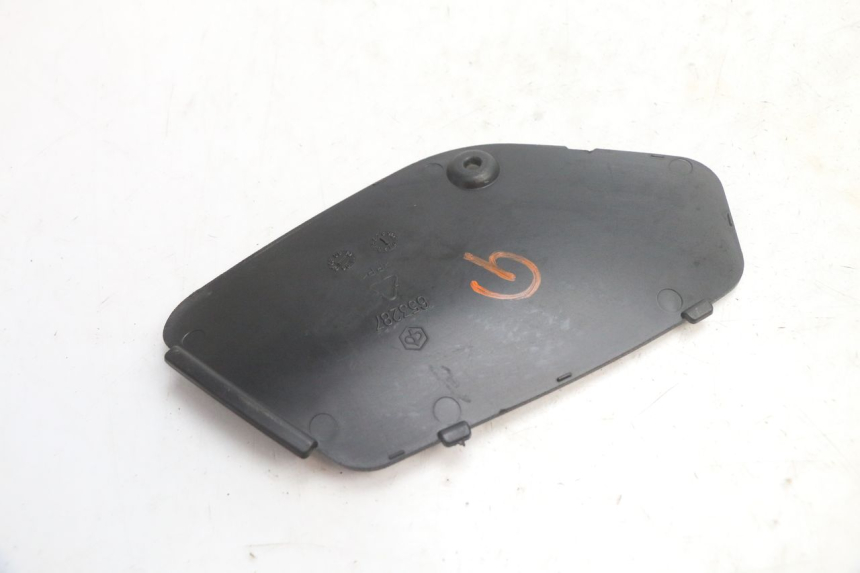 photo de LINKER INSPECTIEDOP PIAGGIO MP3 125 (2006 - 2014) - Zoom op gebruiksstaat