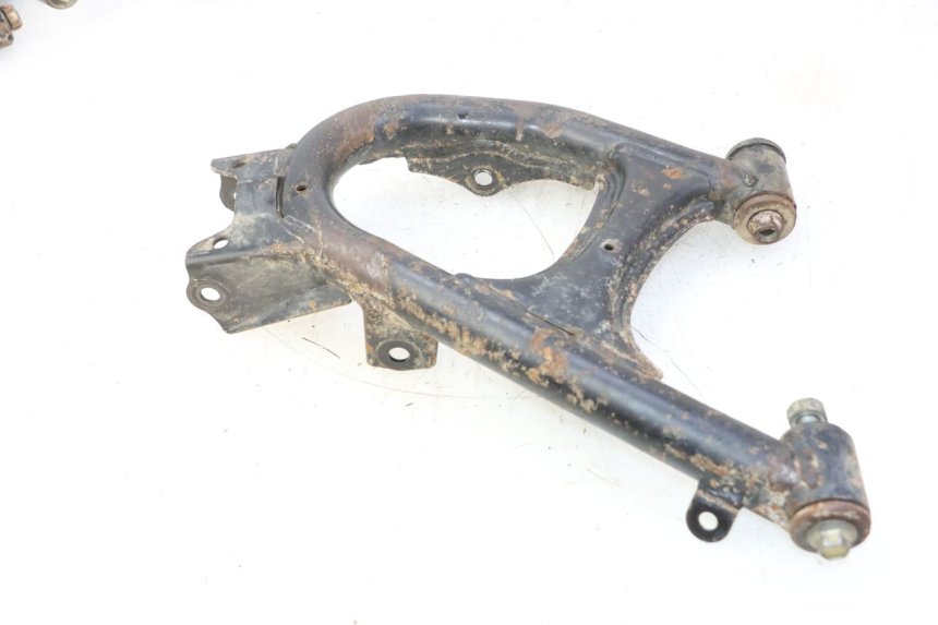 photo de Achterste driehoek YAMAHA YFM GRIZZLY 550 (2008 - 2015) - Detail van het onderdeel