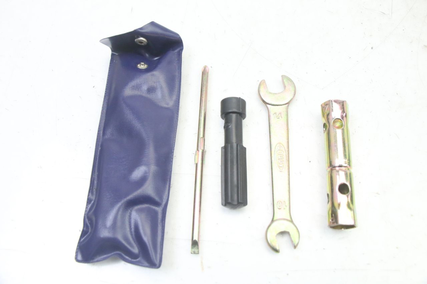 photo de GEREEDSCHAPSKIT KYMCO AGILITY 4T 50 (2005 - 2018) - Hoofdaanzicht