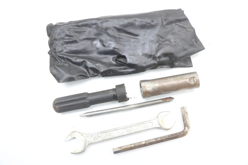 photo de GEREEDSCHAPSKIT JONWAY AZTRAL 125 (2008 - 2017) - Detail van het onderdeel