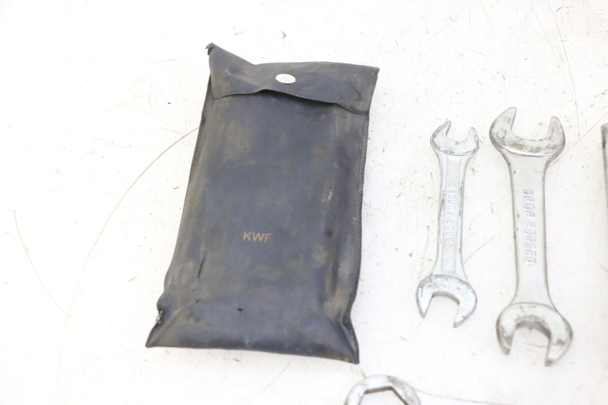 photo de GEREEDSCHAPSKIT HONDA CBF 125 (2009 - 2015) - Productaanzicht