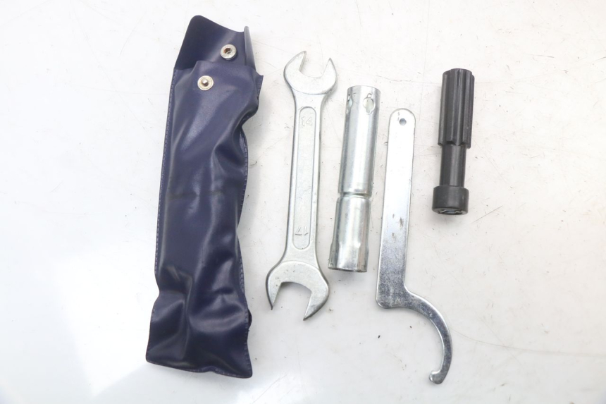 photo de Gereedschapsset KYMCO DINK STREET ABS 125 (2011 - 2018) - Zoom op gebruiksstaat