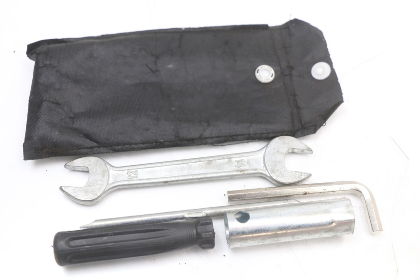 photo de GEREEDSCHAPSKIT JM MOTORS EVOLIS 4T 50 (2018 - 2022) - Hoofdaanzicht