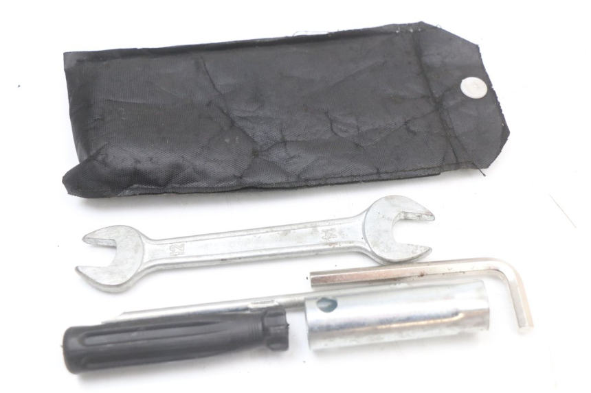 photo de GEREEDSCHAPSKIT JM MOTORS EVOLIS 4T 50 (2018 - 2022) - Zoom op gebruiksstaat