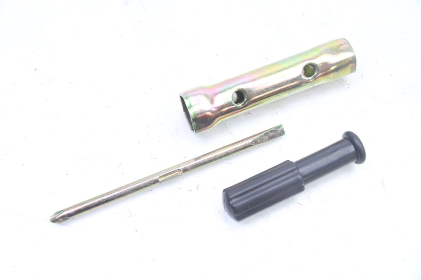 photo de Gereedschapsset SYM FIDDLE 3 III 125 (2014 - 2020) - Zoom op gebruiksstaat