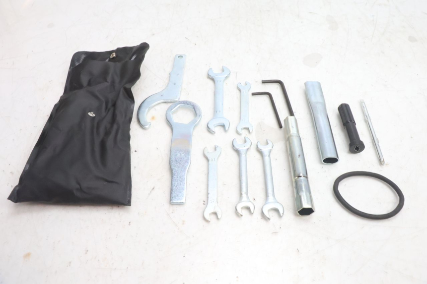 photo de GEREEDSCHAPSKIST YAMAHA FZ8 800 (2010 - 2016) - Hoofdaanzicht