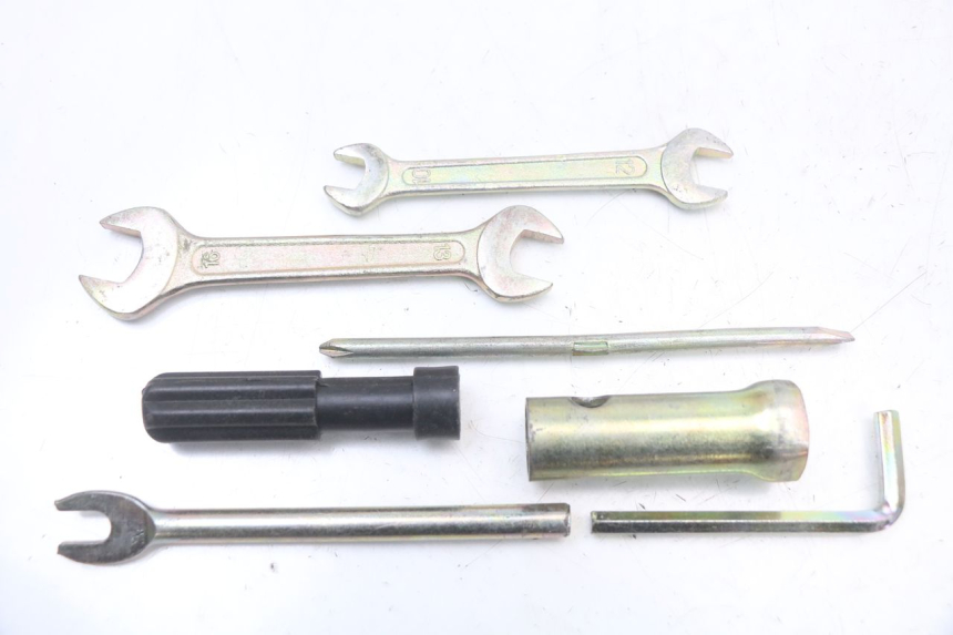 photo de GEREEDSCHAPSKIST KEEWAY HURRICANE 50 (2006 - 2019) - Technische close-up