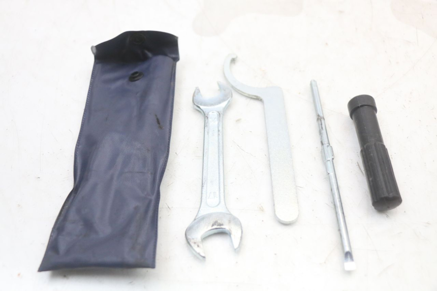 photo de GEREEDSCHAPSKIT KYMCO X-TOWN XTOWN 125 (2016 - 2021) - Hoofdaanzicht