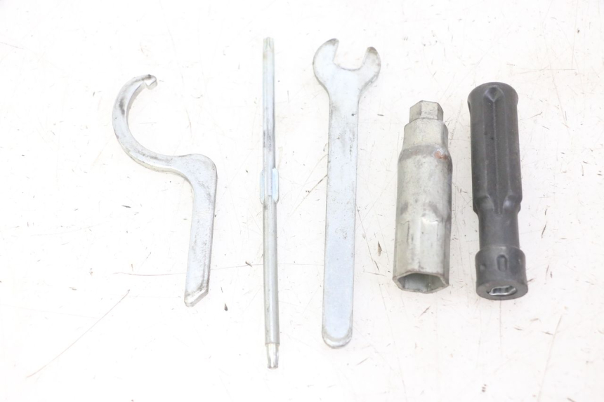 photo de Gereedschapsset PIAGGIO MP3 LT 300 (2010 - 2016) - Hoofdaanzicht