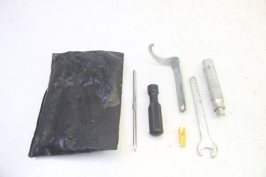 photo de GEREEDSCHAPSKIT PIAGGIO MP3 LT 400 (2007 - 2012) - Hoofdaanzicht