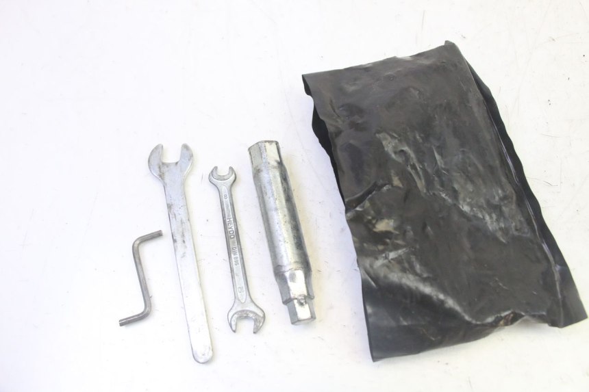 photo de Gereedschapsset PIAGGIO MP3 500 (2011 - 2015) - Hoofdaanzicht