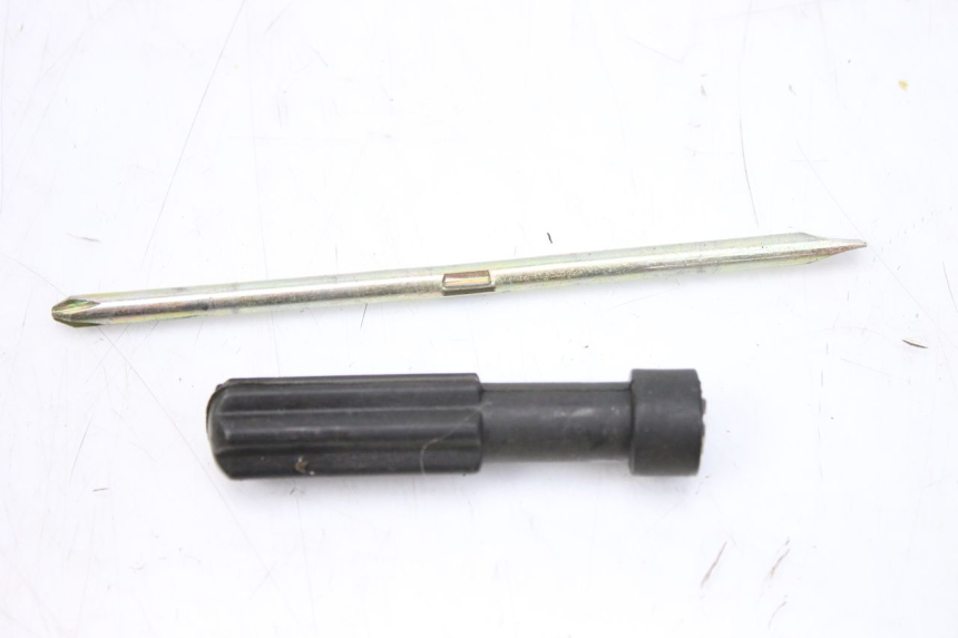 photo de GEREEDSCHAPSKIT KEEWAY OUTLOOK 125 (2007 - 2013) - Overzicht