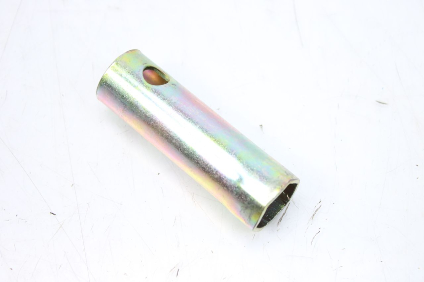 photo de GEREEDSCHAPSKIT KEEWAY OUTLOOK 125 (2007 - 2013) - Bevestigingspunten