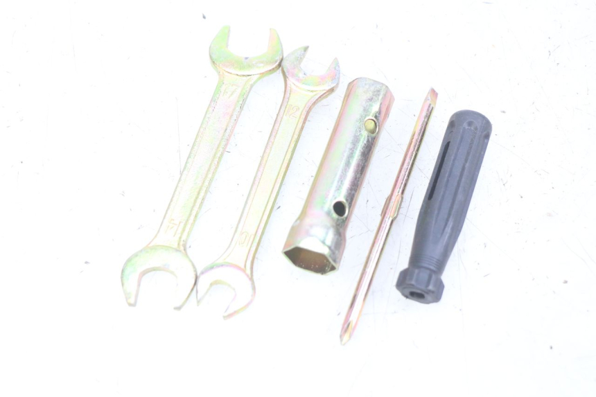 photo de GEREEDSCHAPSKIT YAMASAKI RAPTOR 50 (2013 - 2018) - Hoofdaanzicht