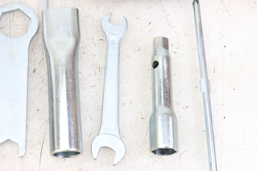 photo de Gereedschapsset ROYAL ENFIELD SCRAM 411 (2022 - 2024) - Zoom op gebruiksstaat