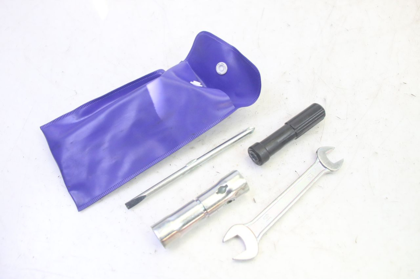 photo de Gereedschapsset JM MOTORS SANTANA EVO 50 (2024 - 2026) - Hoofdaanzicht