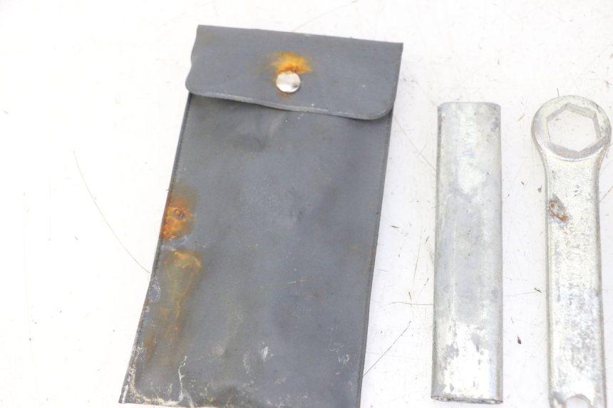 photo de GEREEDSCHAPSKIST HONDA SCV LEAD 100 (2003 - 2007) - Kenmerkende details