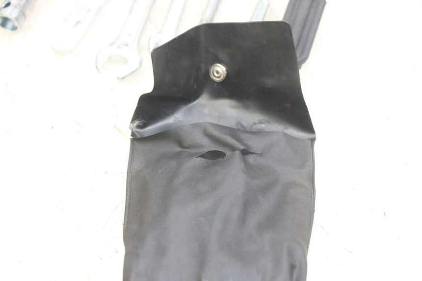 photo de Gereedschapsset YAMAHA X-MAX XMAX 250 (2006 - 2009) - Andere kijkhoek