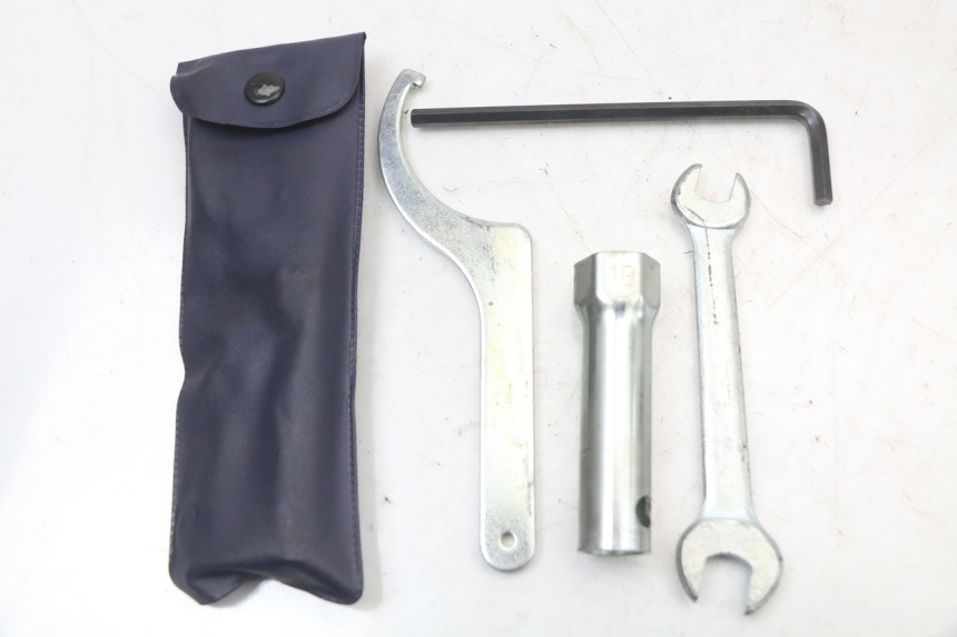 photo de GEREEDSCHAPSKIT KYMCO XCITING 250 (2006 - 2009) - Hoofdaanzicht