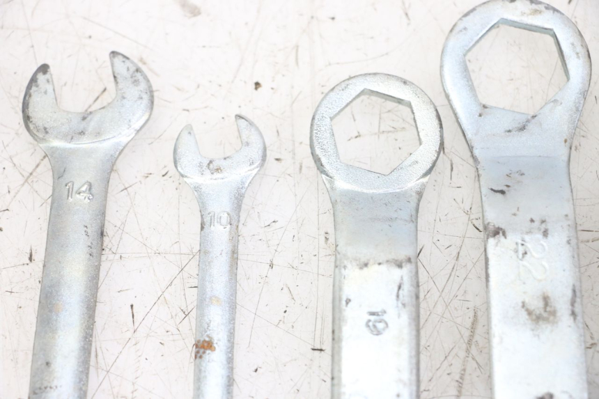 photo de GEREEDSCHAPSKIT YAMAHA XJ6 ABS 600 (2008 - 2016) - Overzicht