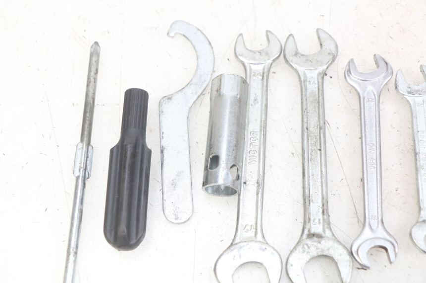 photo de Gereedschapsset YAMAHA YP MAJESTY 125 (2007 - 2010) - Productaanzicht