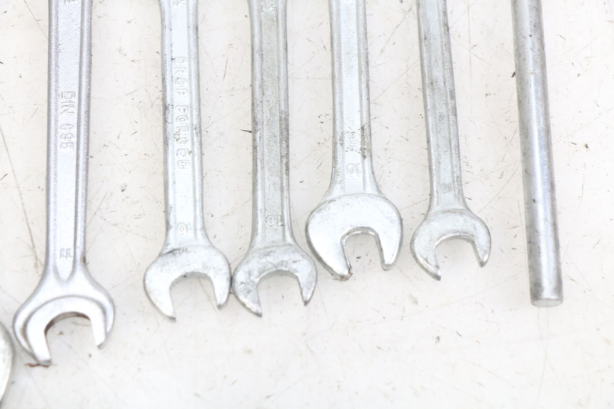 photo de Gereedschapsset YAMAHA YP MAJESTY 125 (2007 - 2010) - Staat van het oppervlak