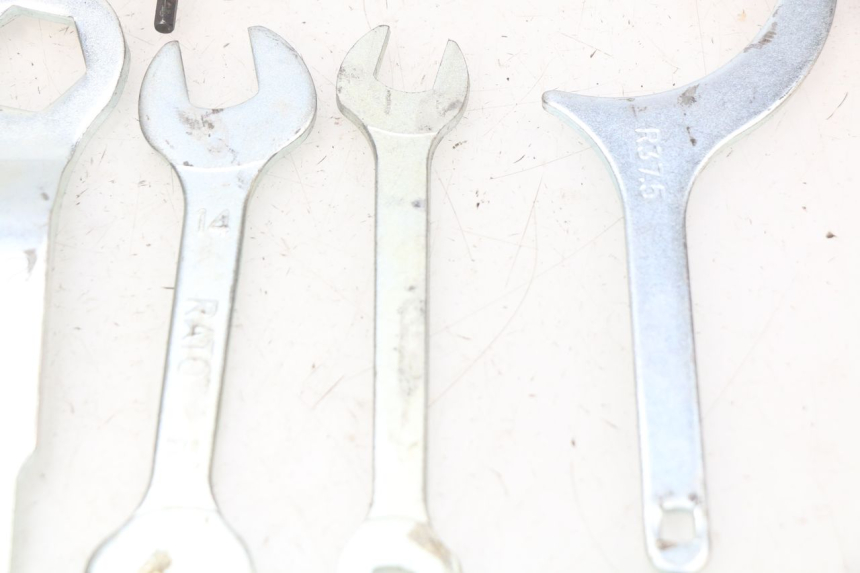 photo de Gereedschapsset KAWASAKI Z 650 (2016 - 2019) - Andere kijkhoek