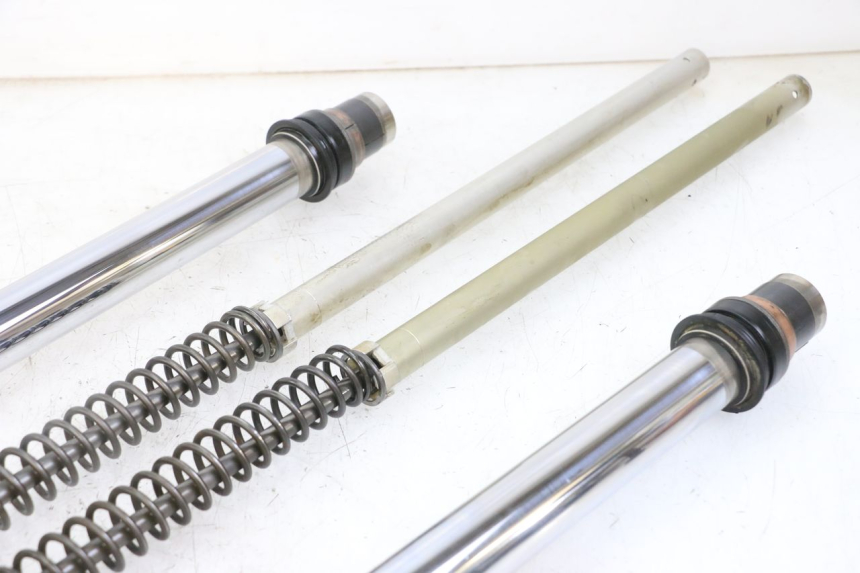 photo de VORKBUIS HONDA CR 85 (2003 - 2007) - Zoom op componenten