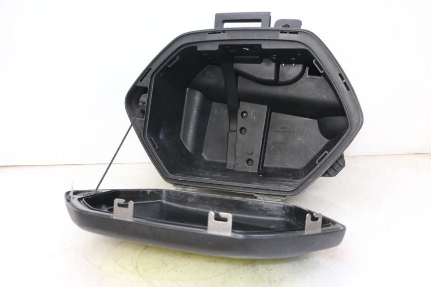 photo de RECHTER KOFFER YAMAHA FJR ABS 1300 (2006 - 2012) - Technische close-up