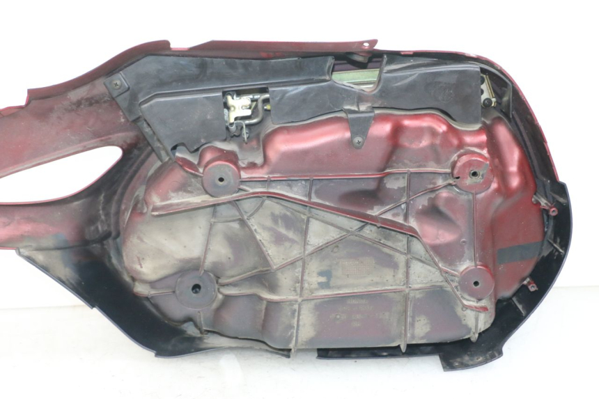 photo de RECHTER KOFFER HONDA NTV DEAUVILLE 650 (1998 - 2001) - Overzicht