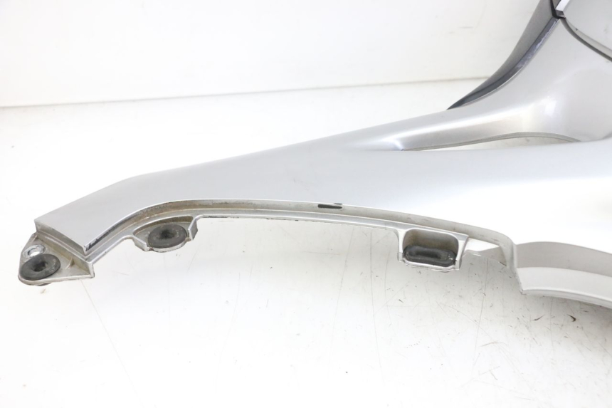 photo de RECHTERKANT KOFFER HONDA NTV DEAUVILLE 650 (2001 - 2006) - Kenmerkende details