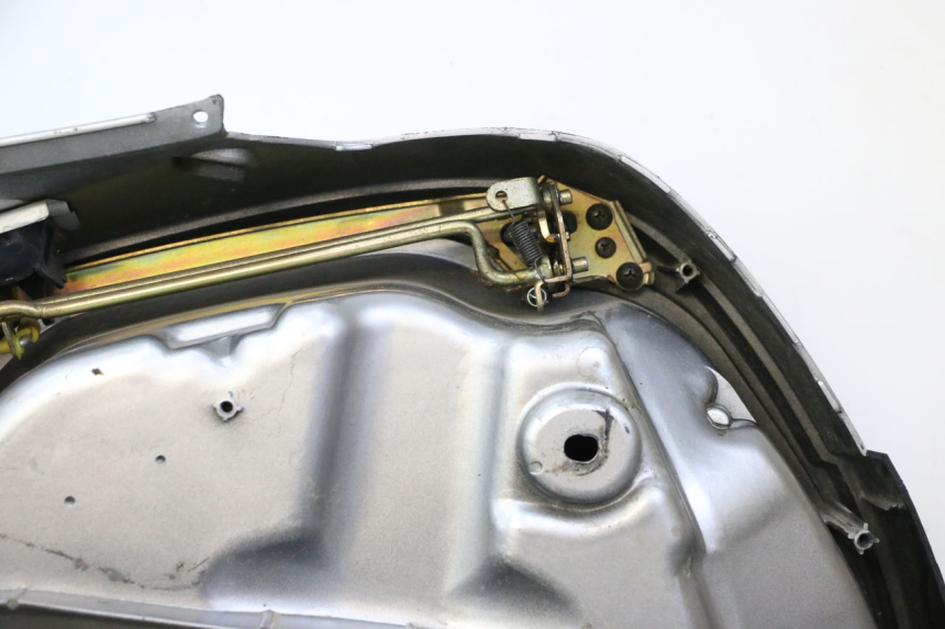 photo de RECHTERKANT KOFFER HONDA NTV DEAUVILLE 650 (2001 - 2006) - Overzicht