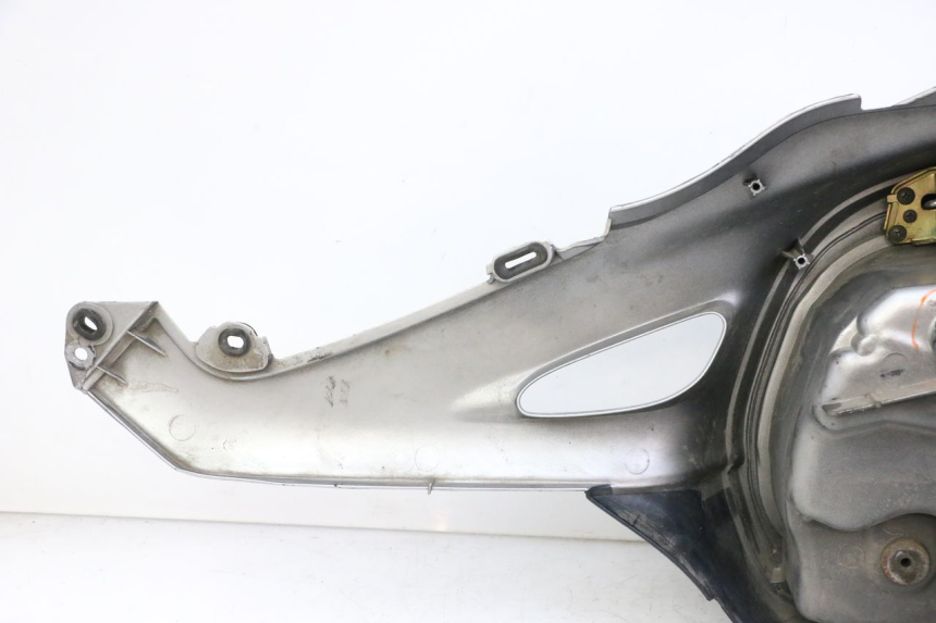 photo de RECHTERKANT KOFFER HONDA NTV DEAUVILLE 650 (2001 - 2006) - Staat van het oppervlak