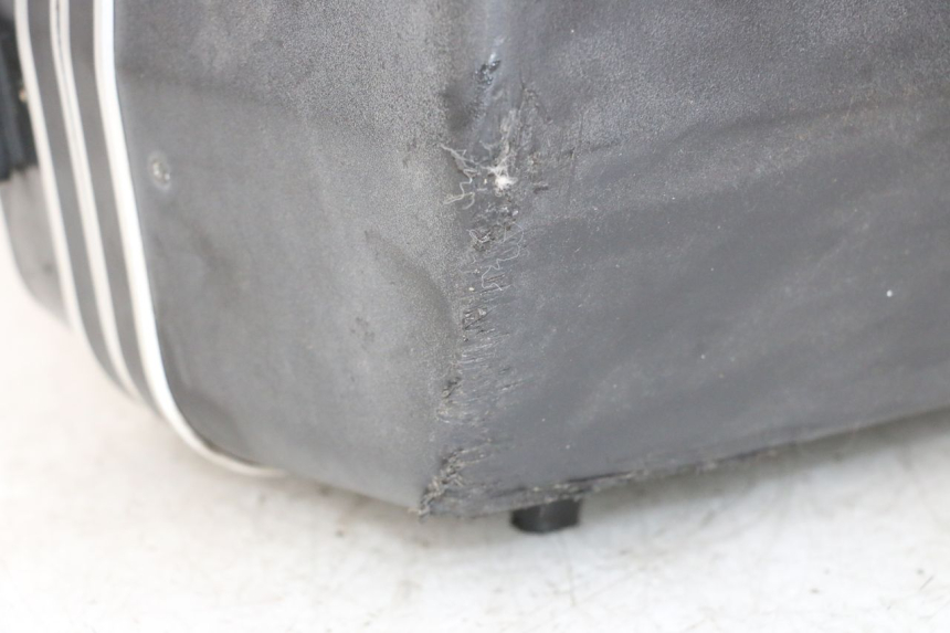 photo de LINKER KOFFER KAWASAKI GTR 1000 (1994 - 2004) - Hoofdaanzicht