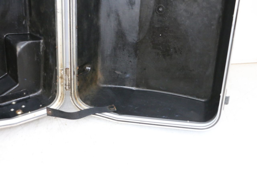 photo de LINKER KOFFER KAWASAKI GTR 1000 (1994 - 2004) - Technische close-up