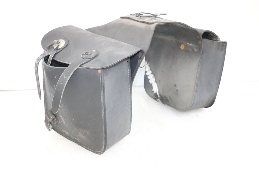 photo de KOFFER SUZUKI GZ MARAUDER 125 (1998 - 2004) - Hoofdaanzicht