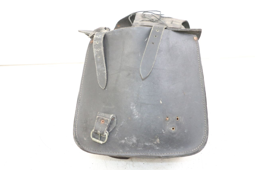 photo de KOFFER SUZUKI GZ MARAUDER 125 (1998 - 2004) - Alternatieve hoek