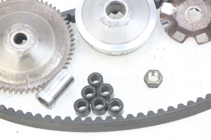 photo de VARIATOR KYMCO AGILITY 4T 50 (2005 - 2018) - Zoom op gebruiksstaat