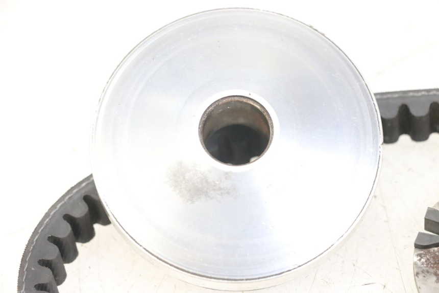 photo de VARIATOR KYMCO AGILITY 4T 50 (2018 - 2022) - Technische close-up