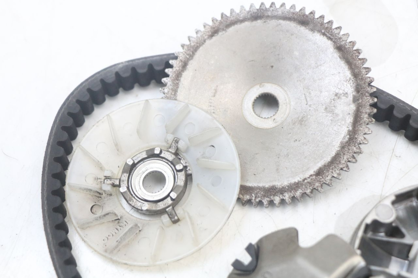 photo de VARIATOR KYMCO AGILITY 4T 50 (2018 - 2022) - Overzicht