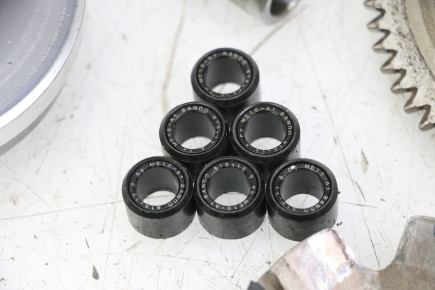 photo de VARIATOR KYMCO AGILITY 4T 50 (2018 - 2022) - Andere kijkhoek