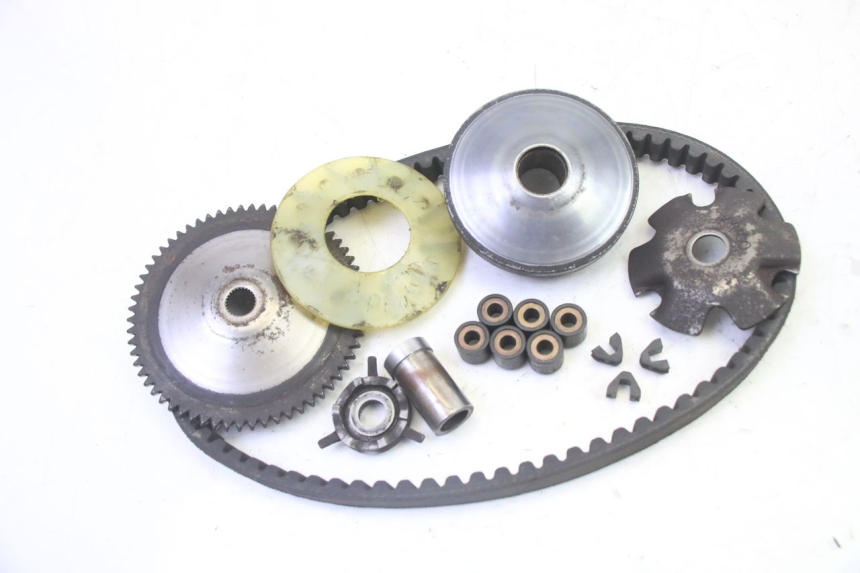 photo de VARIATOR KYMCO AGILITY 4T 50 (2005 - 2018) - Detail van het onderdeel