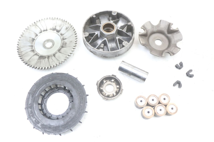 photo de VARIATOR APRILIA SR MOTARD 50 (2012 - 2018) - Detail van het onderdeel