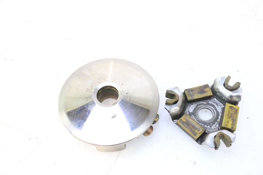 photo de VARIATOR MBK BOOSTER ROCKET 50 (2004 - 2016) - Bevestigingspunten