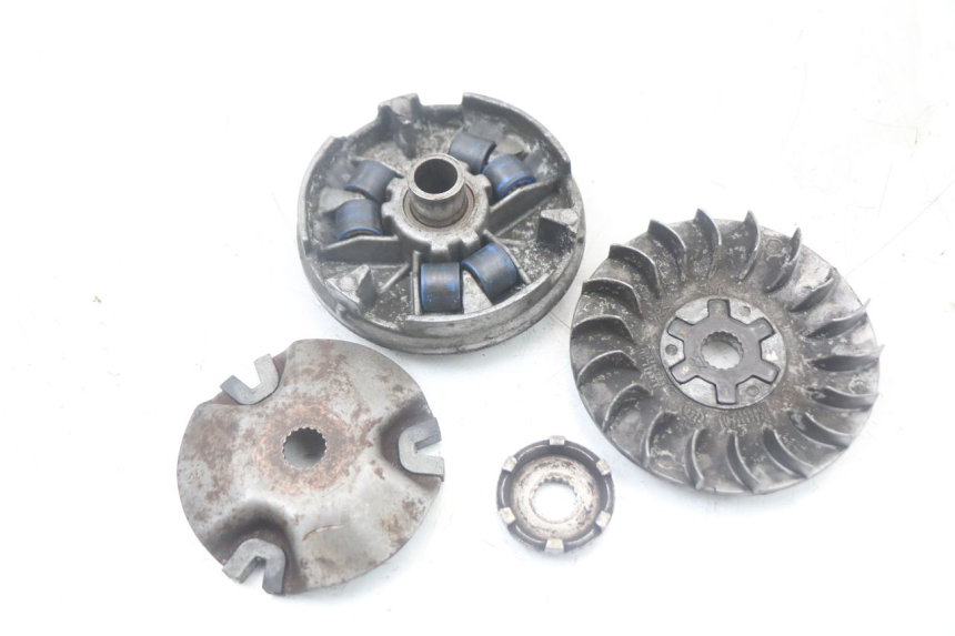 photo de VARIATOR MBK BOOSTER SPIRIT 50 (1999 - 2003) - Zoom op gebruiksstaat