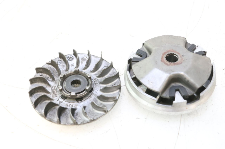 photo de VARIATOR MBK BOOSTER SPIRIT 50 (2004 - 2017) - Detail van het onderdeel