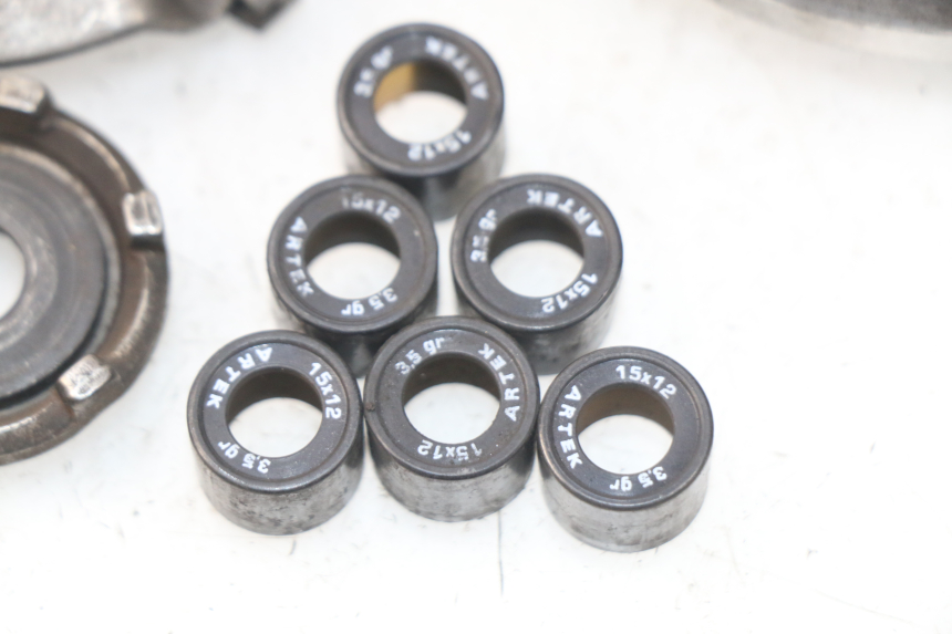 photo de VARIATOR MBK BOOSTER SPIRIT NAKED 50 (2004 - 2017) - Detail van het onderdeel