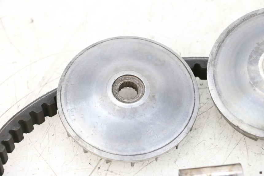 photo de VARIATOR MBK BOOSTER SPIRIT NAKED 50 (2004 - 2017) - Detail van het onderdeel