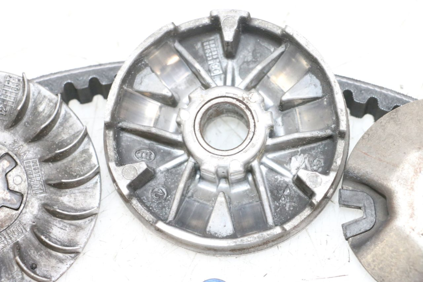 photo de VARIATOR MBK BOOSTER SPIRIT NAKED 50 (2004 - 2017) - Staat van het oppervlak